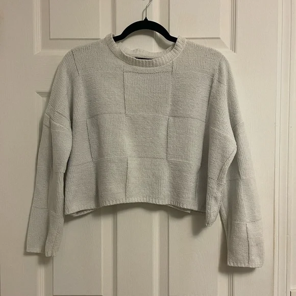 moon & madison Textured Cream Sweater - Picture 2 of 5